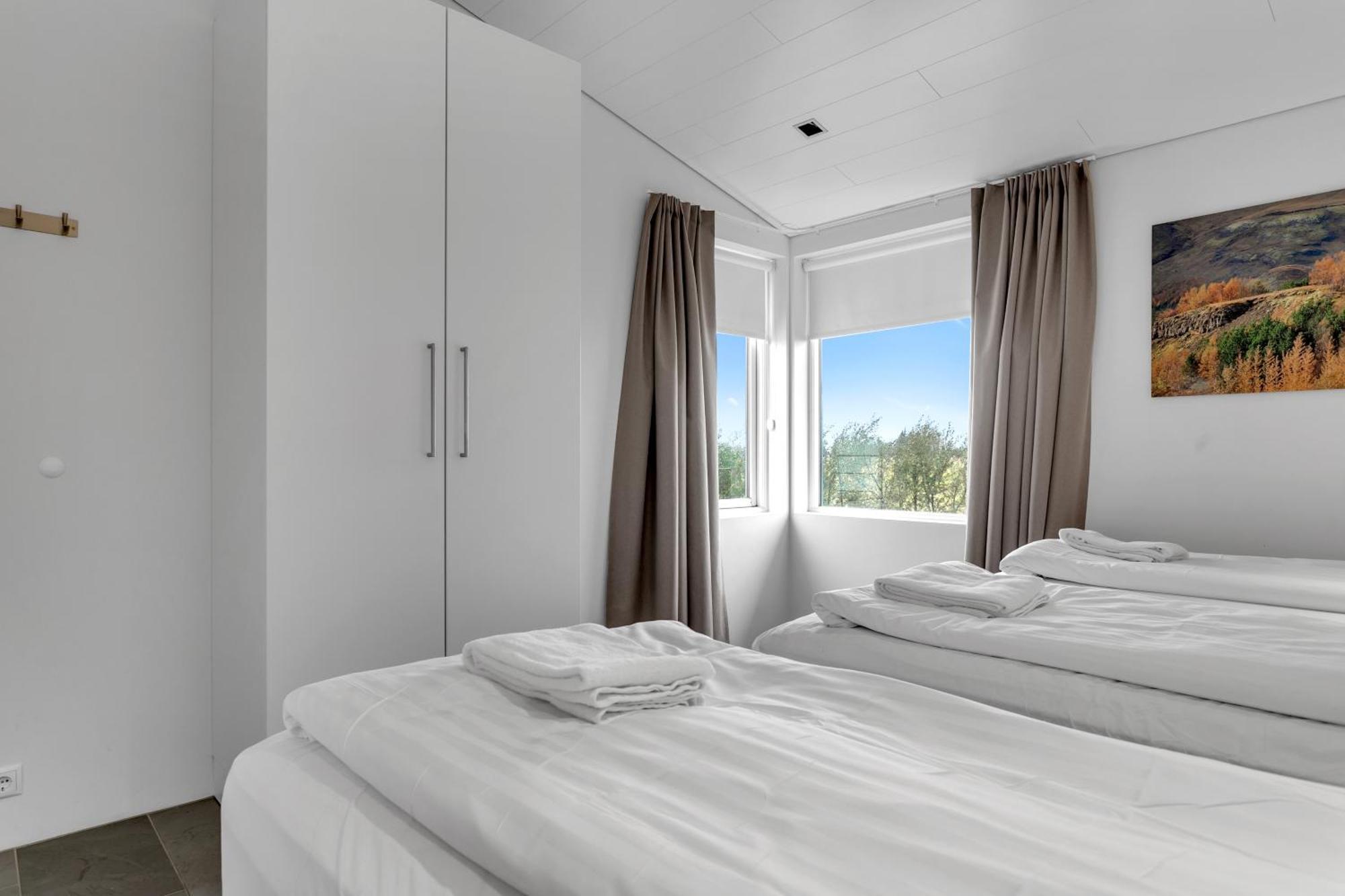 Luxury Villa With River View Laugaras Екстериор снимка