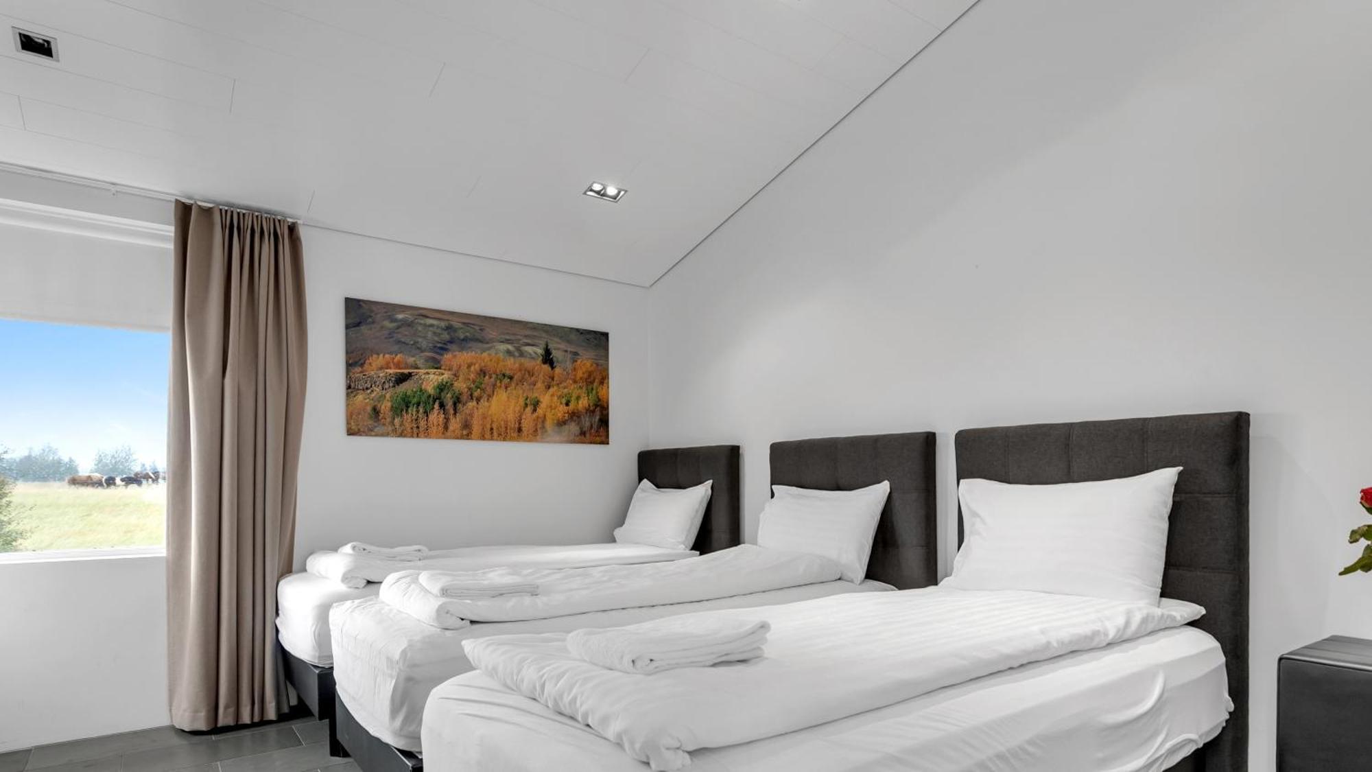 Luxury Villa With River View Laugaras Екстериор снимка